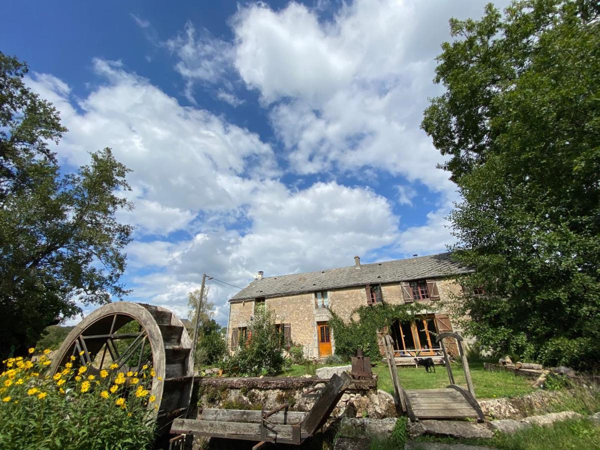 Le Moulin de Razou Bed and Breakfast Brassy Eksteriør billede